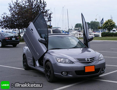 еٻա Mazda3 (Lambo Door)