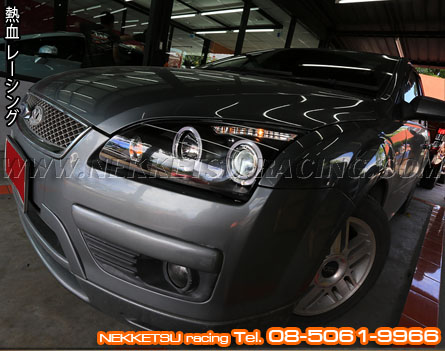˹ Ford Focus 2006 Projector