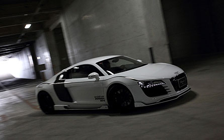 شͺѹ AUDI R8 Coupe 4.2 ç Rowen