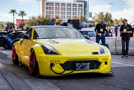 شö NISSAN 350Z ç Rocket Bunny