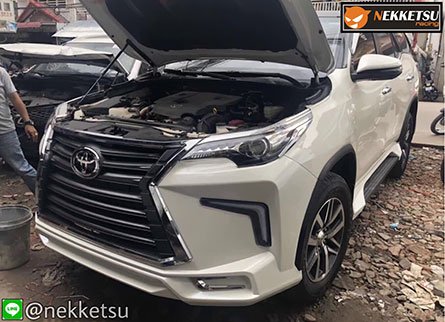 شö Toyota Fortuner 2017-2019 ç Lexus