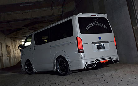 شͺѹ Hiace 2013 ç ROWEN