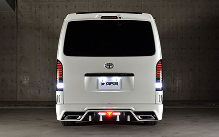 شͺѹ Hiace 2013 ç ROWEN