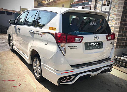 شö Toyota Innova Crystra ç LX Sport