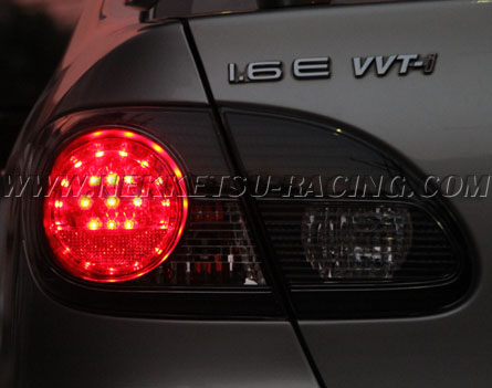 俷 Altis 2001-2005  LED