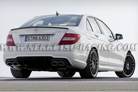 BENZ
C63 AMG