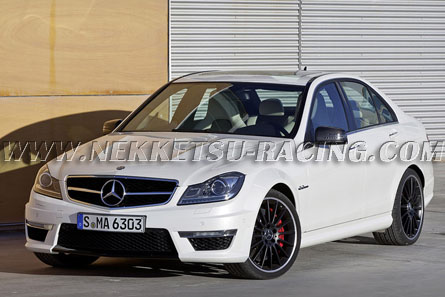 BENZ
C63 AMG