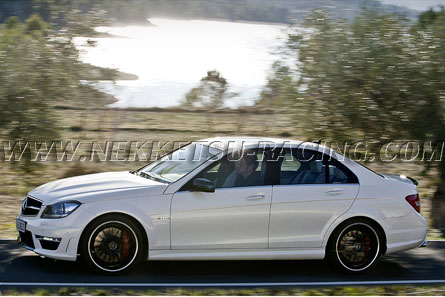 BENZ
C63 AMG