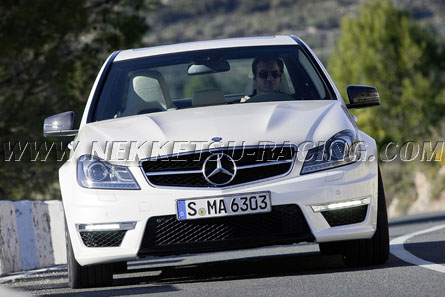 BENZ
C63 AMG