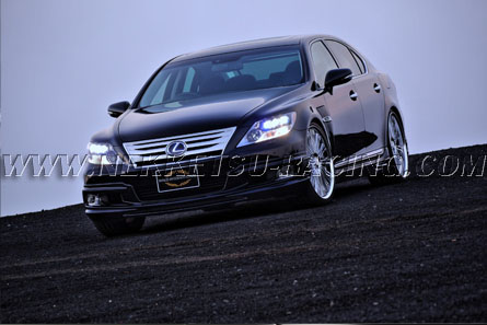 Lexus LS 600h WALD