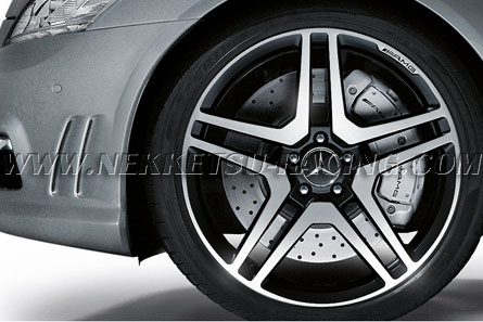 BENZ
S63 AMG