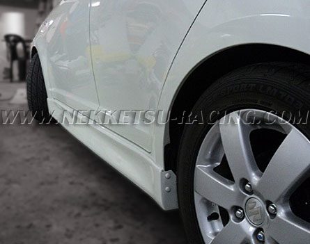 ชุดแต่งรอบคัน Suzuki Swift ทรง V1 ABS ภาพประกอบสินค้า