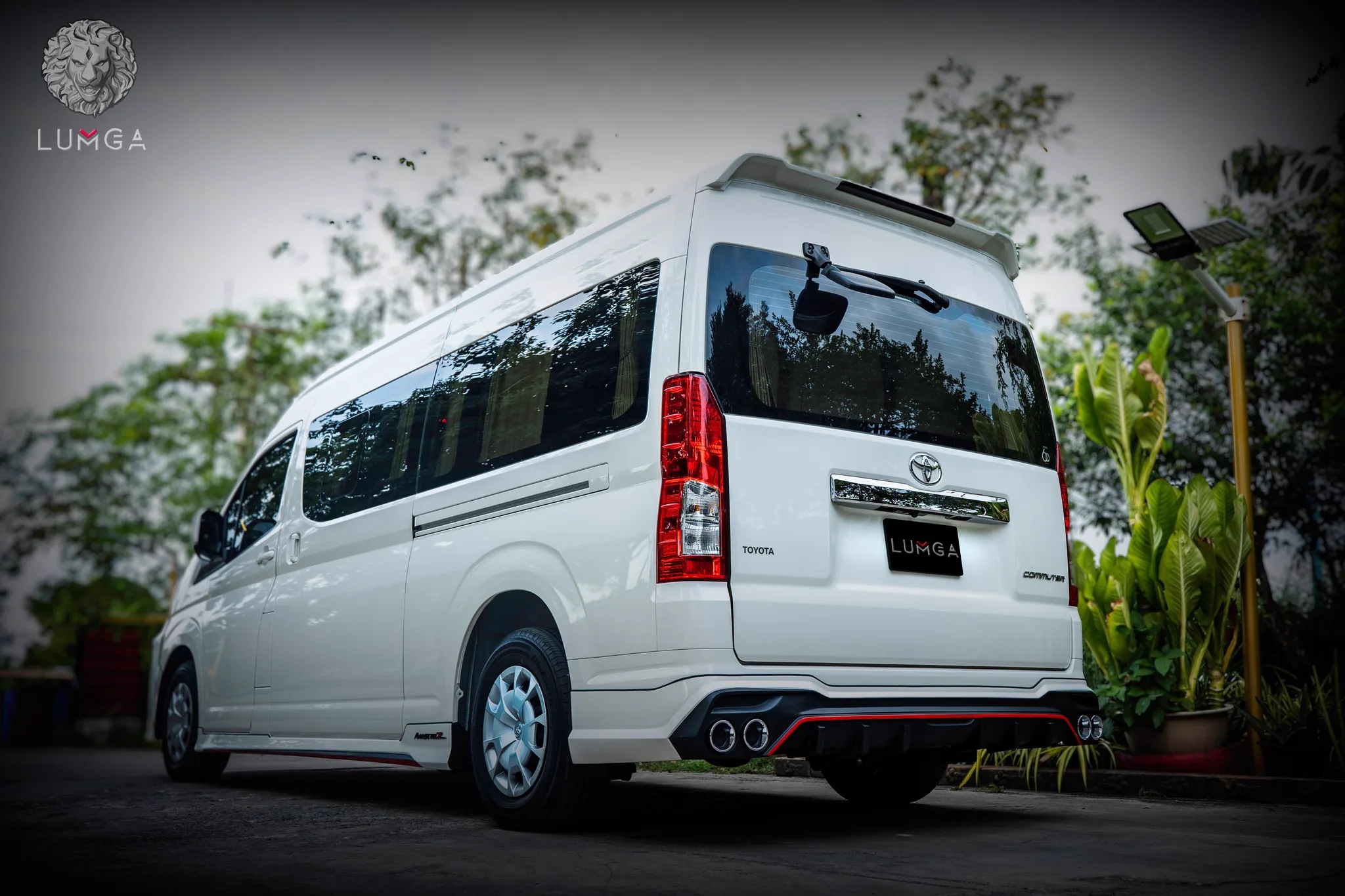 ชุดแต่ง Toyota Commuter Lumga AZ2 AMT ครบชุด 6 ชิ้น