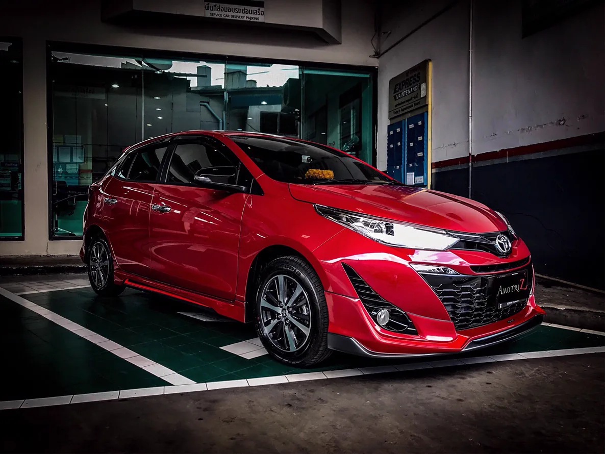 ชุดแต่ง Toyota Yaris 5 ประตู / Yaris ATIV 4 ประตู AMT