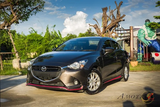 ชุดแต่ง Mazda2 2017 Sedan 4 ประตู AmotriZ AMT