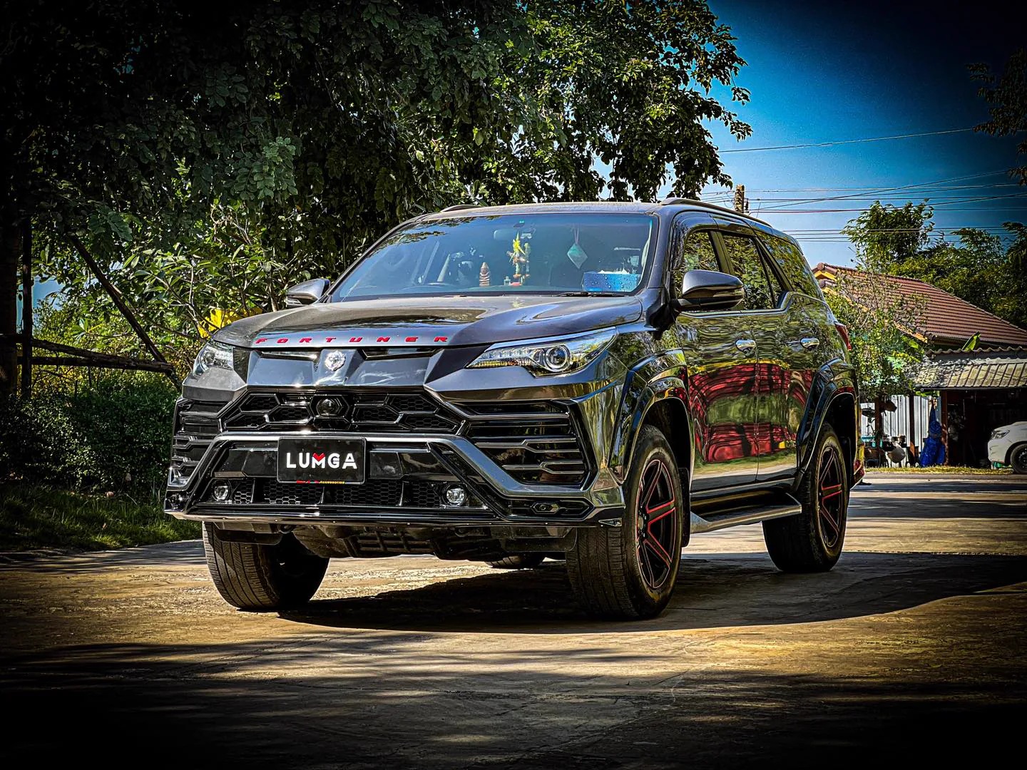 ชุดแต่ง Toyota Fortuner Lumga 2022 AMT