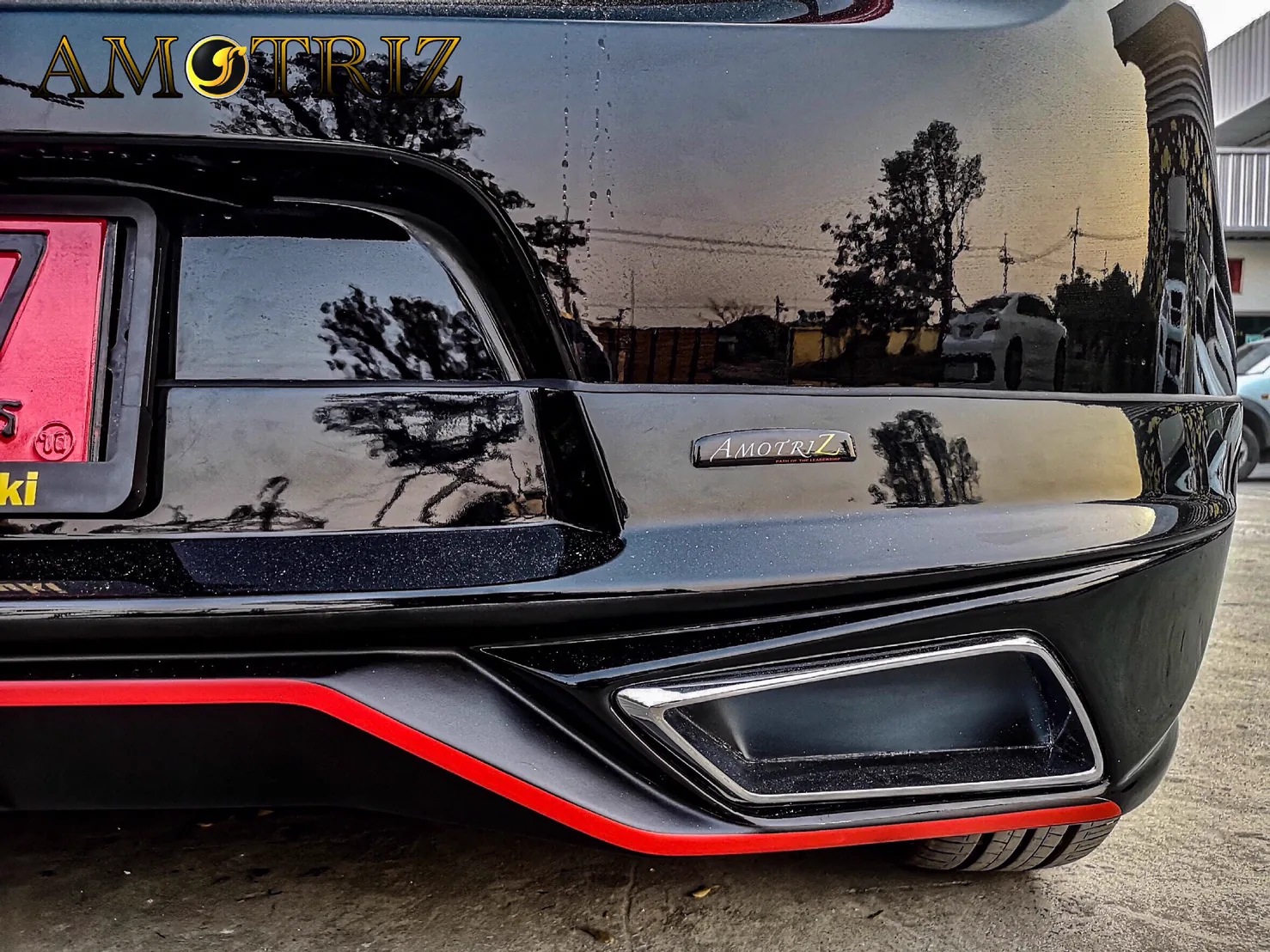 ชุดแต่ง Suzuki Swift รุ่นในภาพ R8 AmotriZ AMT