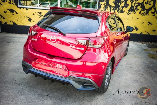 ชุดแต่ง Mazda2 2017 Hatchback 5 ประตู AmotriZ AMT