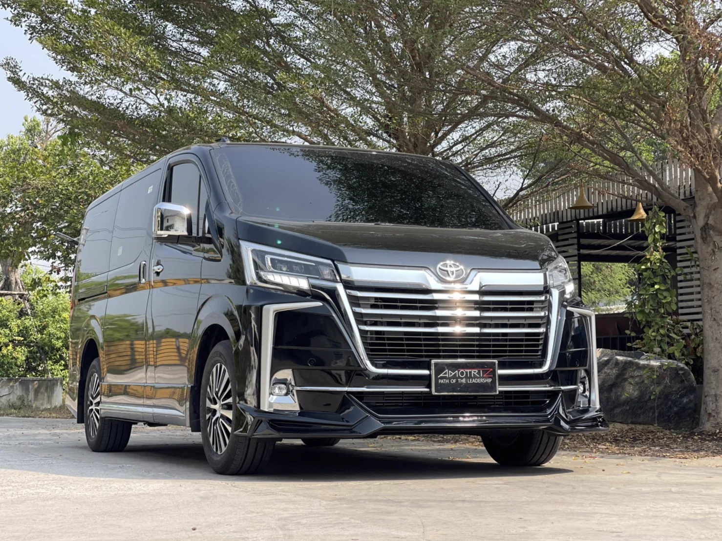 ชุดแต่ง Toyota Majesty 2020 AmotriZ AMT