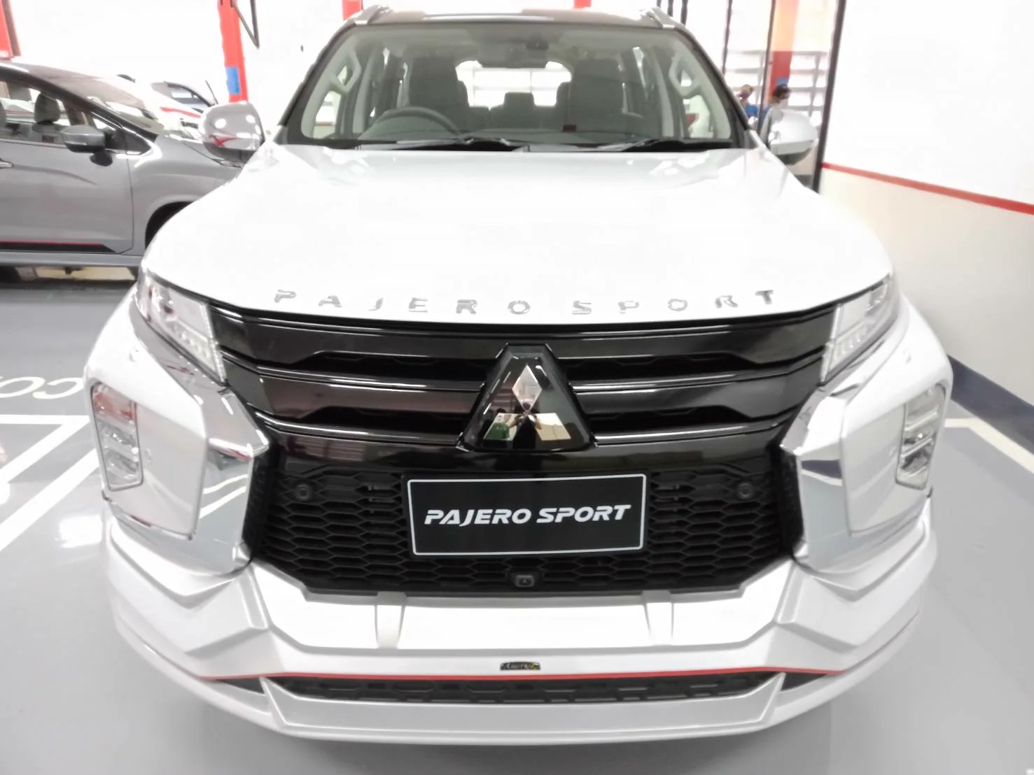 ชุดแต่งมิตซูบิชิ ปาเจโร่ 2019 Amotriz bodykits