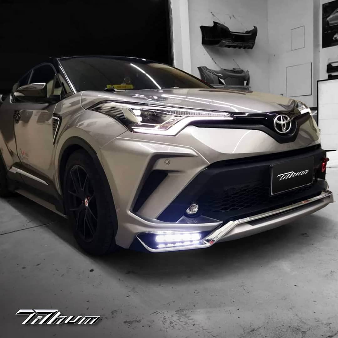 ชุดแต่งสเกิร์ตรอบคัน สปอยเลอร์รถ Toyota CHR 2018 ทรง TiThum พลาสติก — ภาพสินค้าและรายละเอียดชุดแต่ง