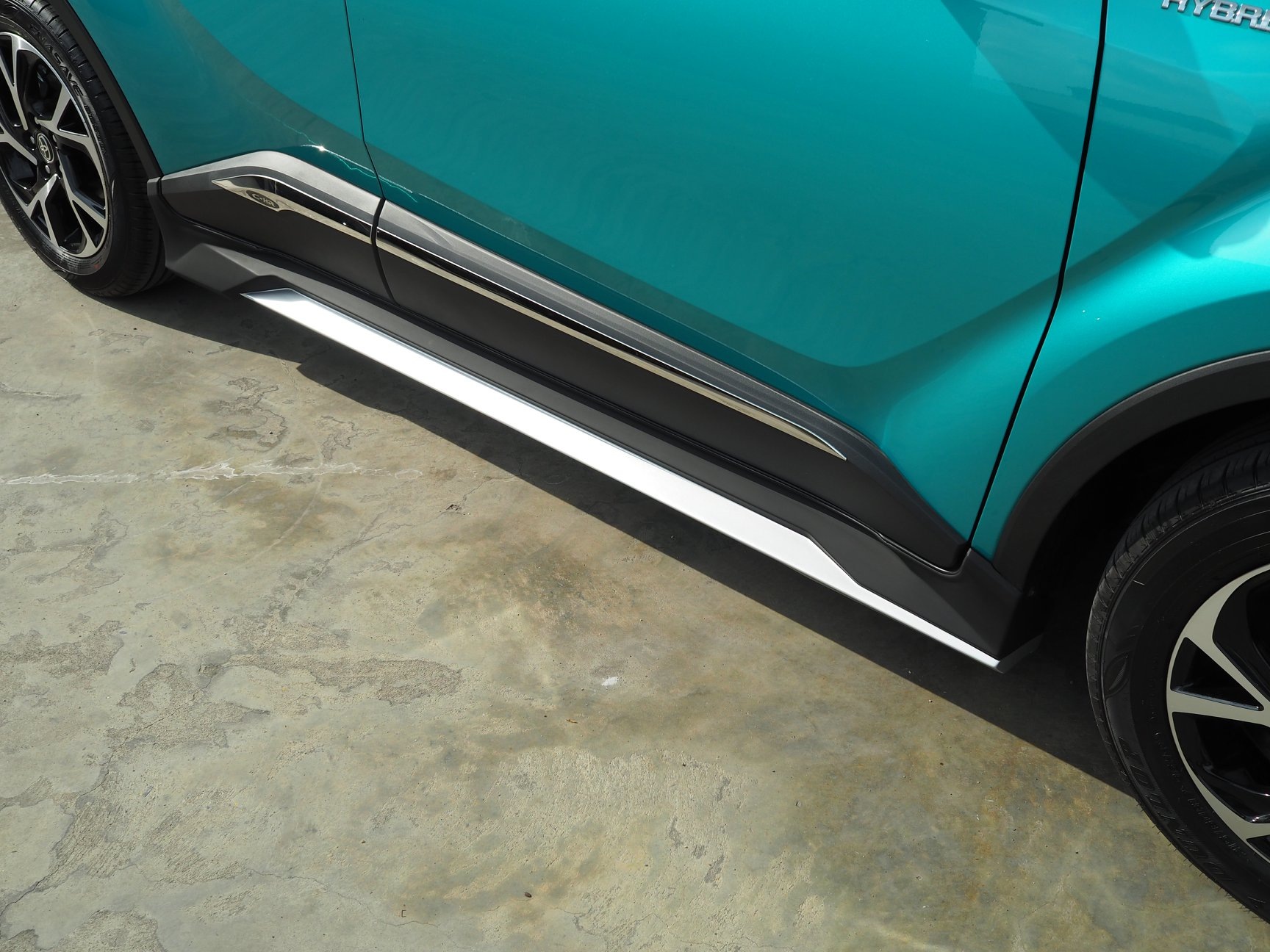 ชุดแต่งสเกิร์ตรอบคัน สปอยเลอร์รถ Toyota CHR 2018 ทรง TiThum พลาสติก — ภาพสินค้าและรายละเอียดชุดแต่ง