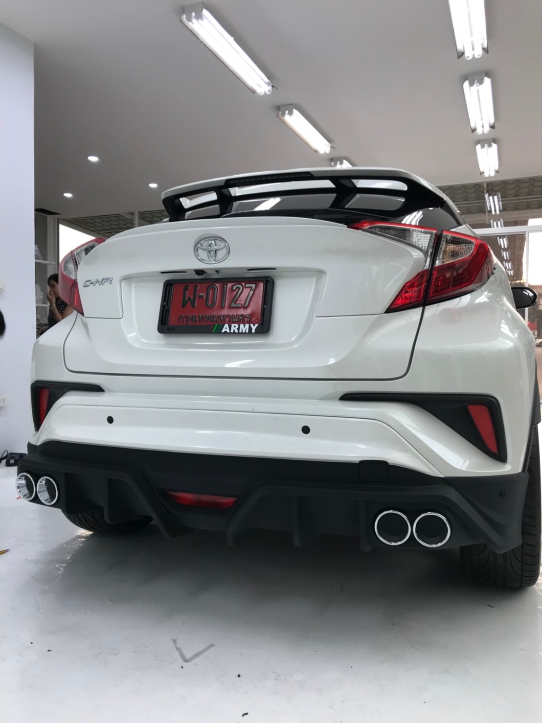 ชุดแต่งสเกิร์ตรอบคัน สปอยเลอร์รถ Toyota CHR 2018 ทรง TiThum พลาสติก — ภาพสินค้าและรายละเอียดชุดแต่ง