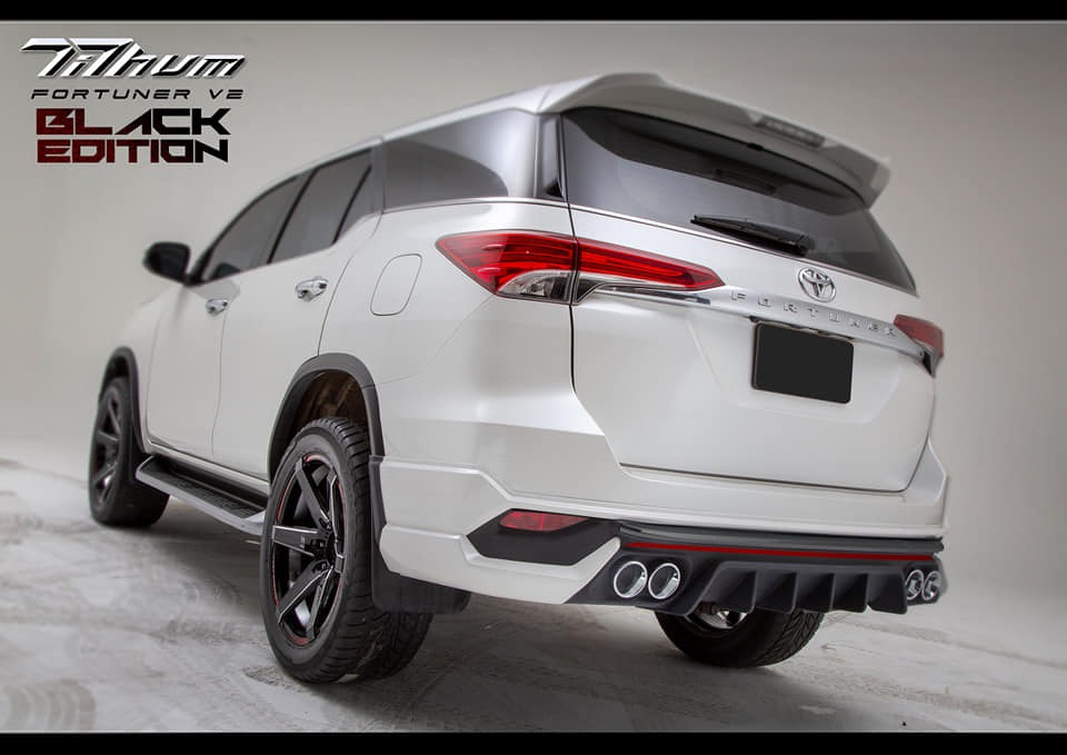 ชุดแต่งรถ Fortuner 2018 ทรง TiThum พลาสติก — ภาพสินค้าและรายละเอียดชุดแต่ง