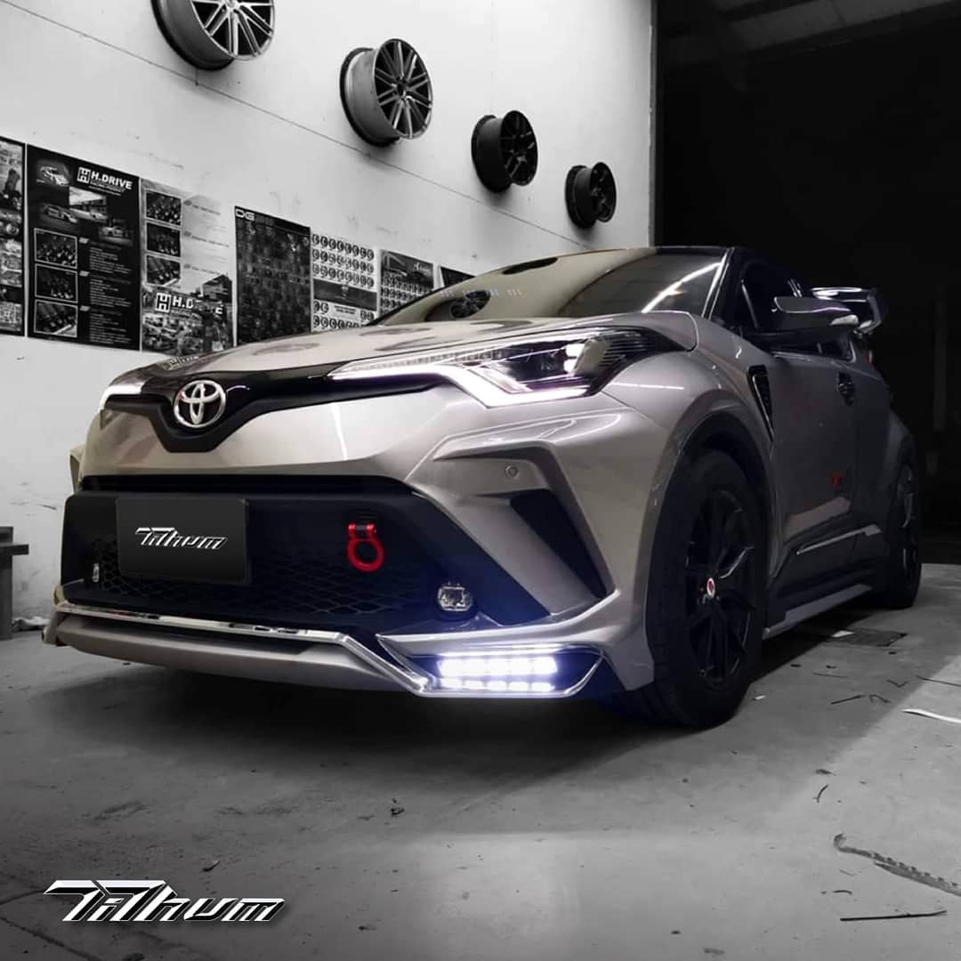 ชุดแต่งสเกิร์ตรอบคัน สปอยเลอร์รถ Toyota CHR 2018 ทรง TiThum พลาสติก — ภาพสินค้าและรายละเอียดชุดแต่ง