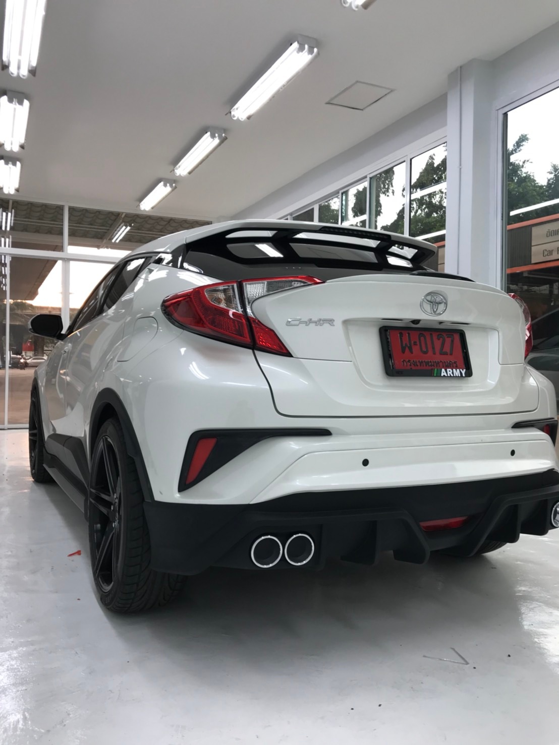 ชุดแต่งสเกิร์ตรอบคัน สปอยเลอร์รถ Toyota CHR 2018 ทรง TiThum พลาสติก — ภาพสินค้าและรายละเอียดชุดแต่ง
