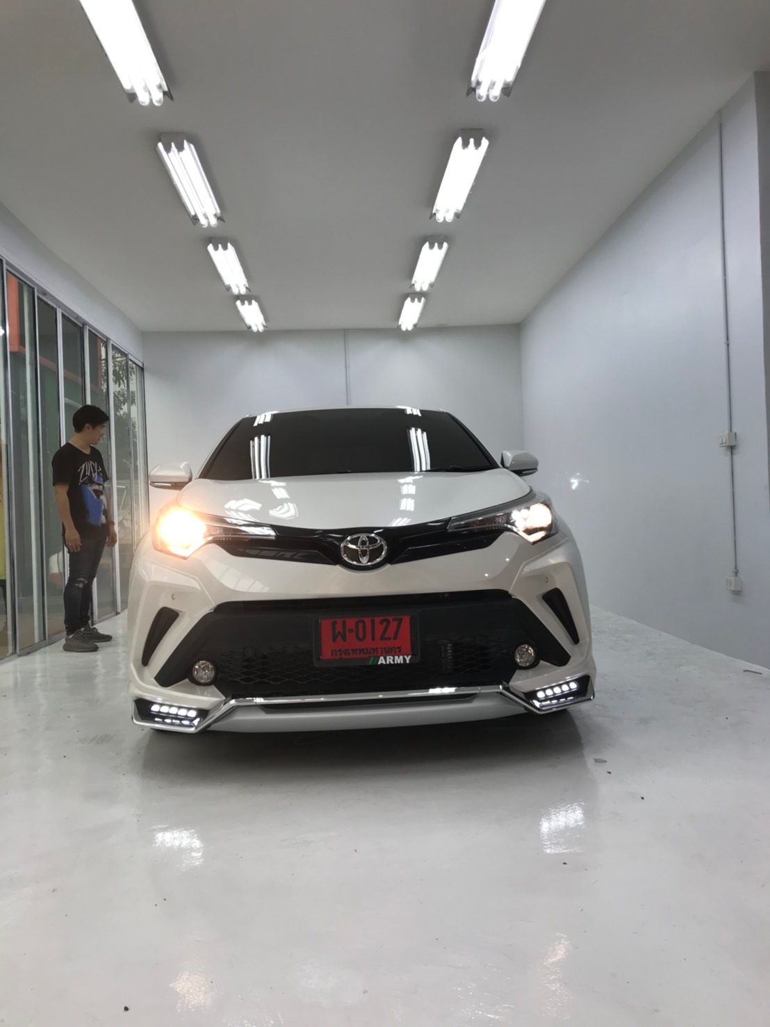 ชุดแต่งสเกิร์ตรอบคัน สปอยเลอร์รถ Toyota CHR 2018 ทรง TiThum พลาสติก — ภาพสินค้าและรายละเอียดชุดแต่ง