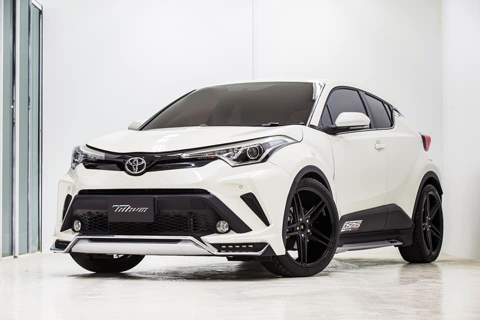 ชุดแต่งสเกิร์ตรอบคัน สปอยเลอร์รถ Toyota CHR 2018 ทรง TiThum พลาสติก — ภาพสินค้าและรายละเอียดชุดแต่ง