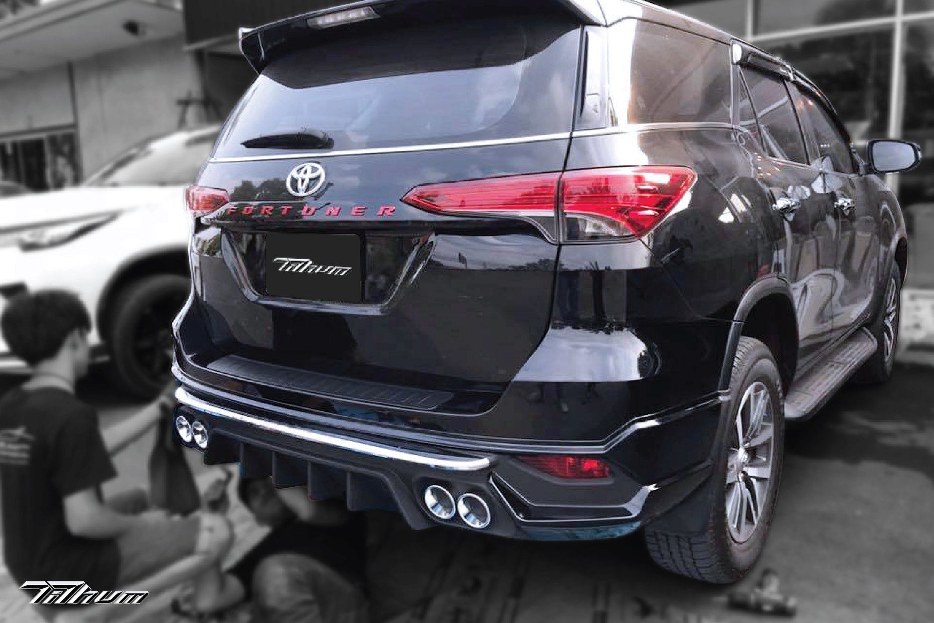 ชุดแต่งรถ Fortuner 2018 ทรง TiThum พลาสติก — ภาพสินค้าและรายละเอียดชุดแต่ง