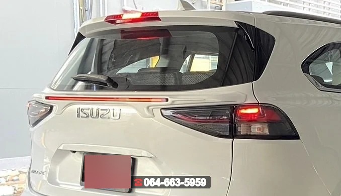 ISUZU สปอยเลอร์ Mu-X 2021 RiderM
