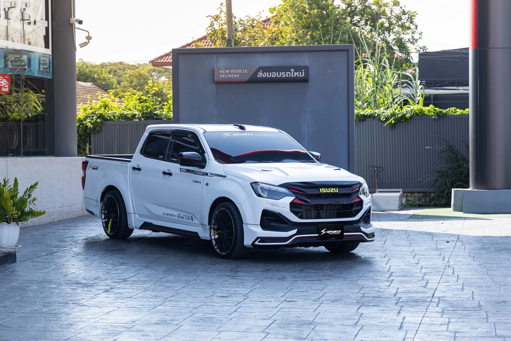 อุปกรณ์แต่ง ISUZU D-MAX 2026 FASTTRACK S S-Sporty