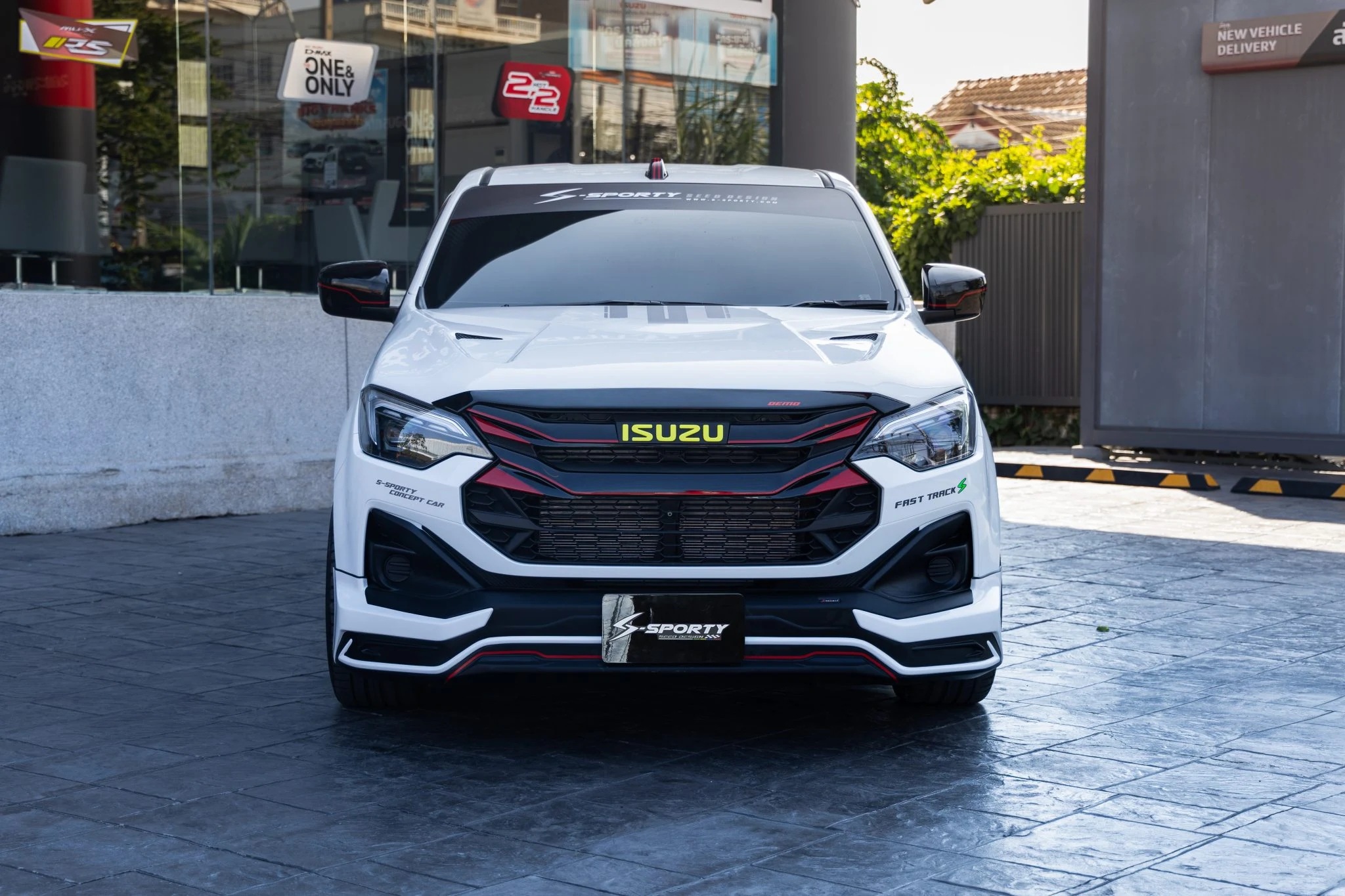 อุปกรณ์แต่ง ISUZU D-MAX 2026 FASTTRACK S S-Sporty