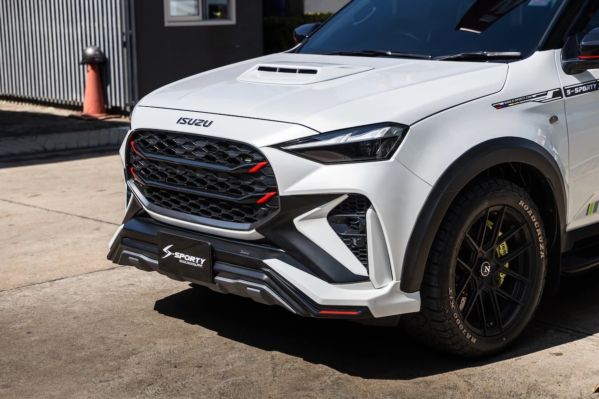 ชุดแต่ง ISUZU MU-X 2026 S TWO S-Sporty