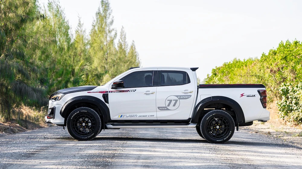 อุปกรณ์แต่ง ISUZU D-MAX 2024 FASTTRACK X S-Sporty