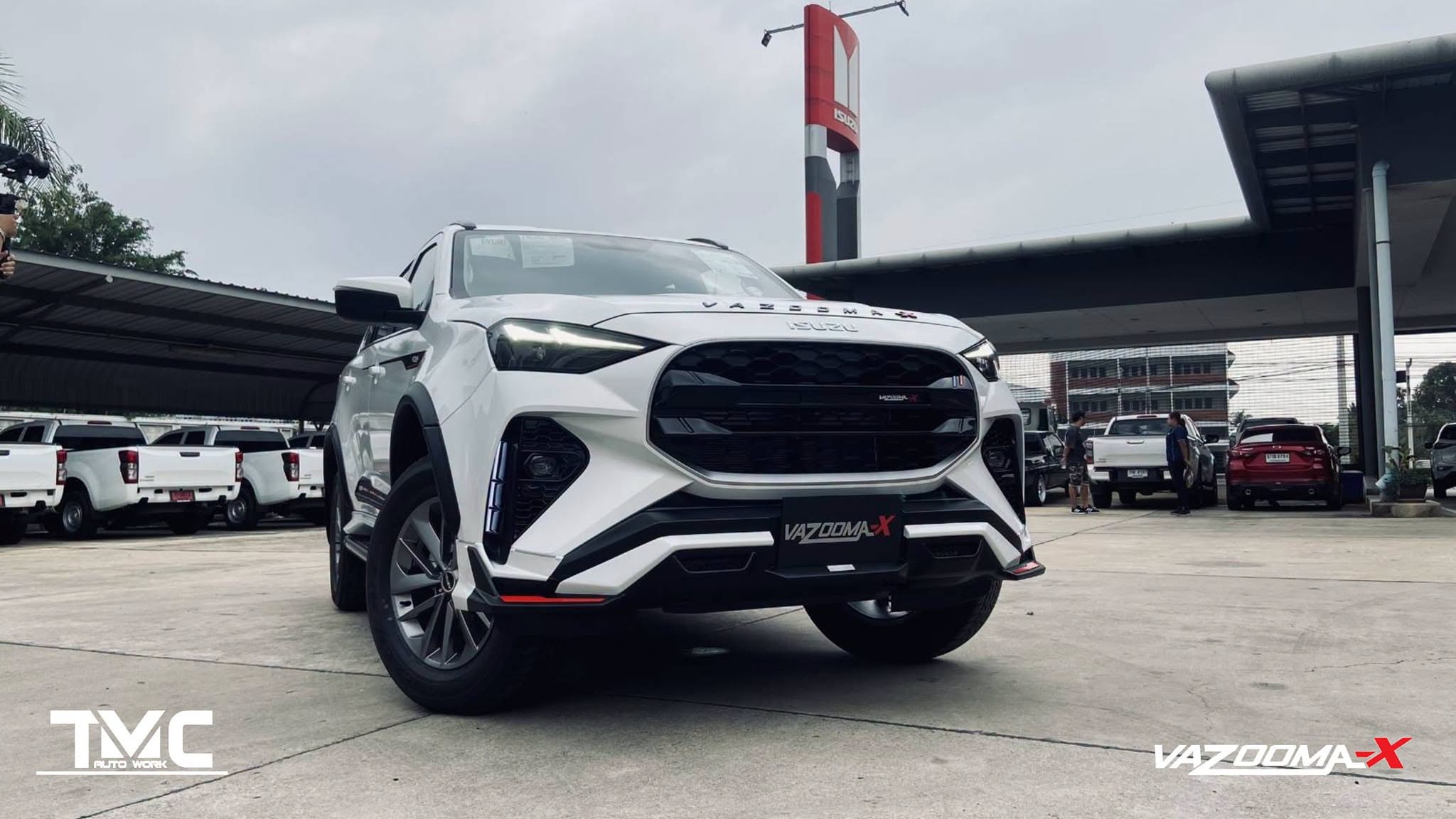 ชุดแต่ง Isuzu MU-X 2020 2025 VazoomaX 2024