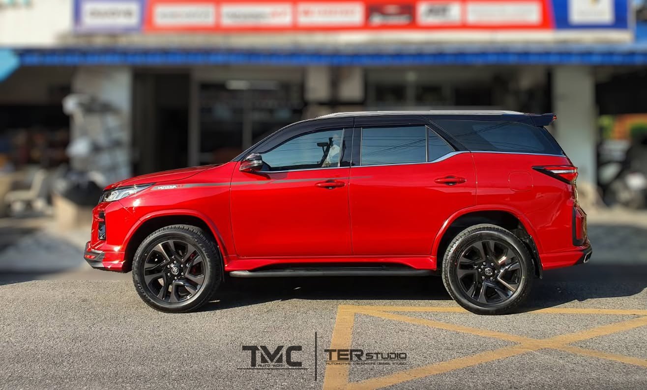 ชุดแต่ง Toyota Fortuner 2020 2024 Drive68 VazoomaXT GR