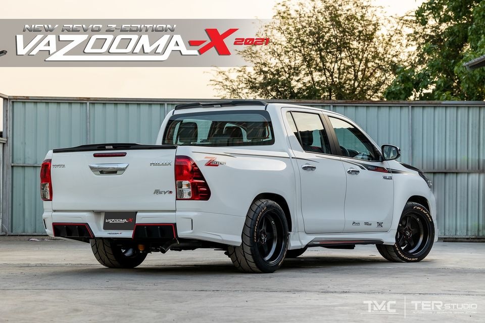 ชุดแต่ง Toyota Hilux Revo 2020 2024 VazoomaX 2020 4 ประตู