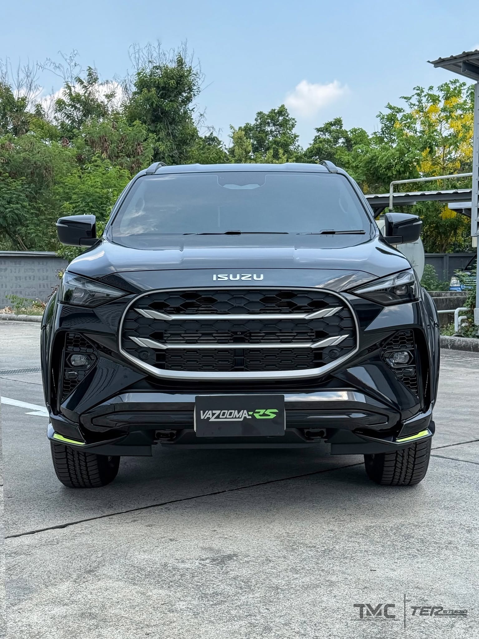 ชุดแต่ง Isuzu MU-X 2020 2025 Vazooma RS 2024