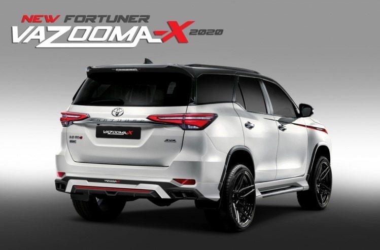 ชุดแต่ง Toyota Fortuner 2020 2024 Drive68 VazoomaX