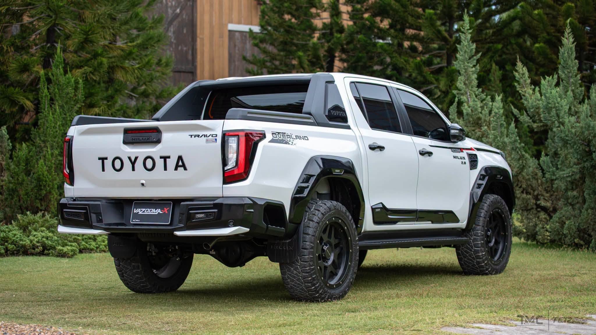 ชุดแต่ง Toyota Hilux TRAVO โฉม 2025 VazoomaX