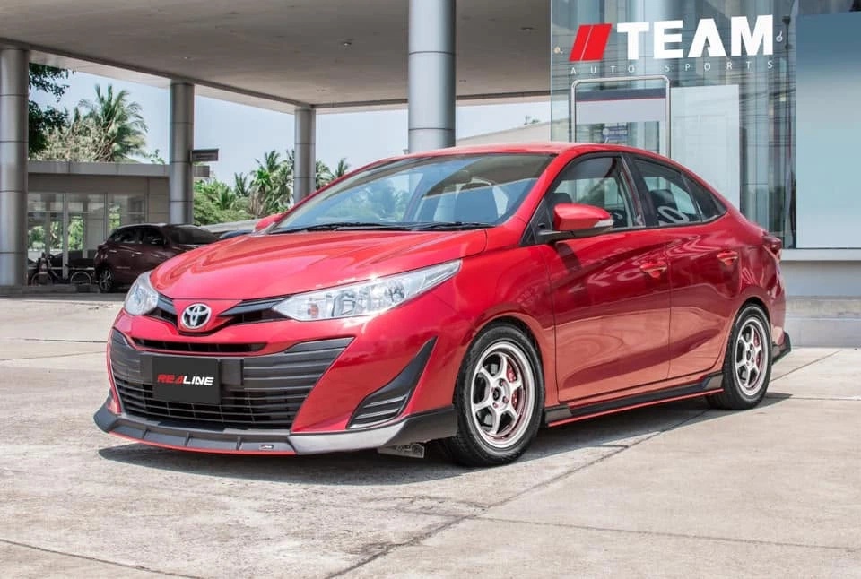 ชุดแต่ง TOYOTA ATIV Black Limited