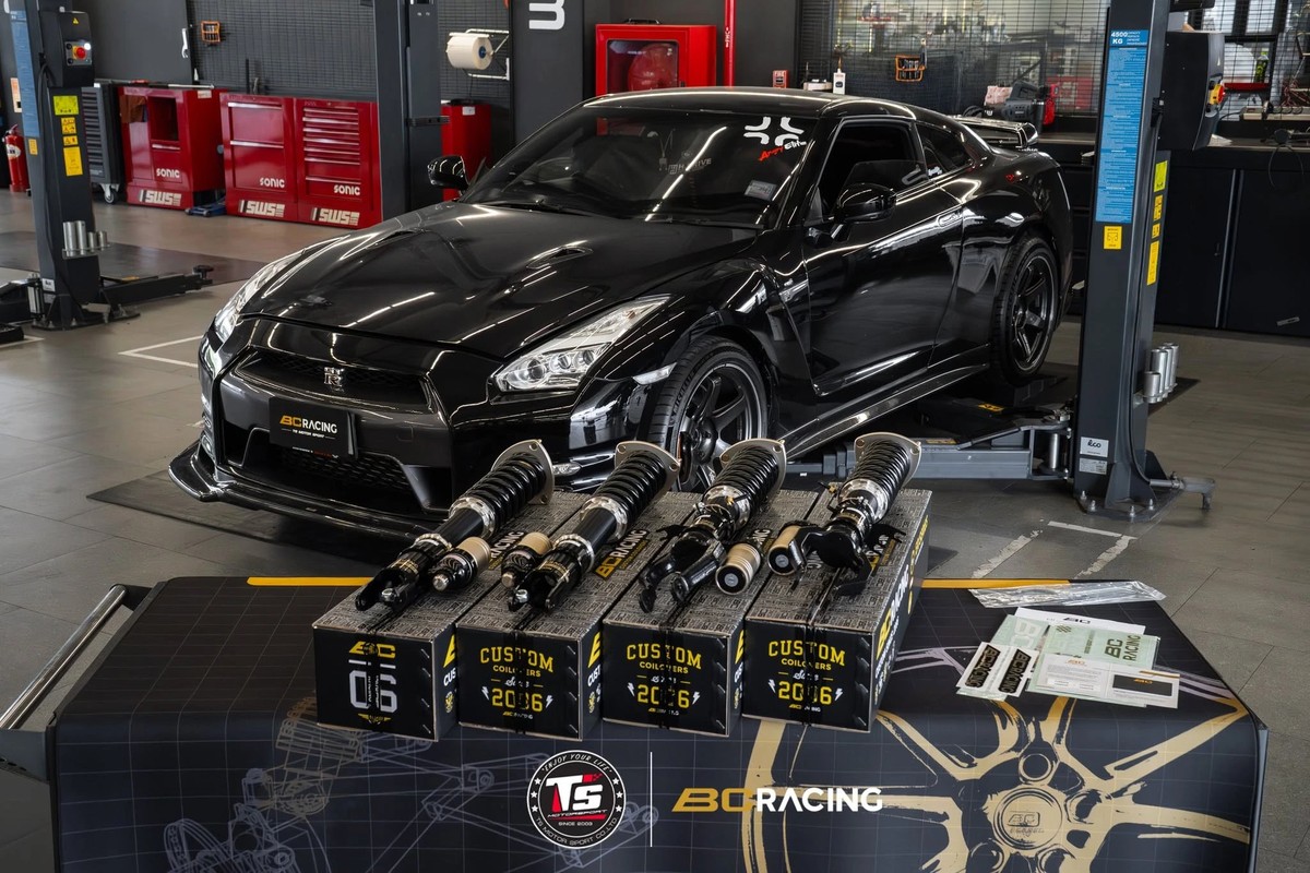 โช้คอัพ NISSAN GT-R R35 - BC Racing