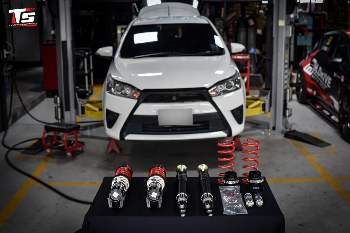 โช้คอัพ TOYOTA Yaris 13(NCP151) - H.Drive S Spec