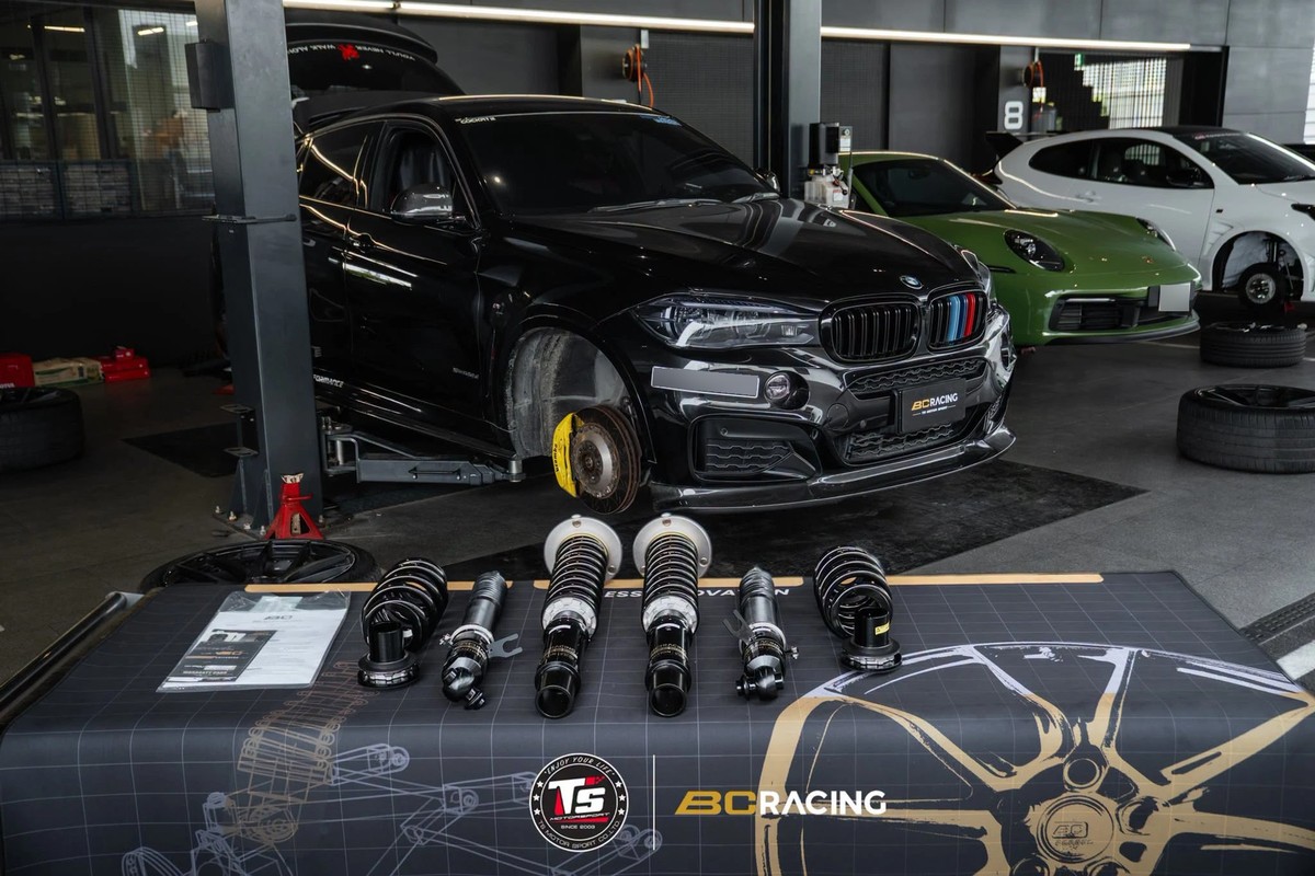 โช้คอัพ BMW X6 (F16) - BC Racing BR-Series