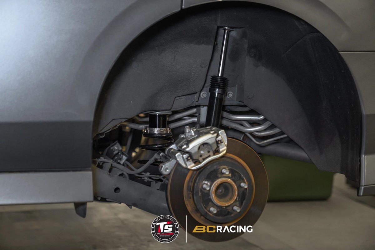 โช้คอัพ Nissan Serena (C28) - BC Racing BR-Series — ภาพสินค้า 3