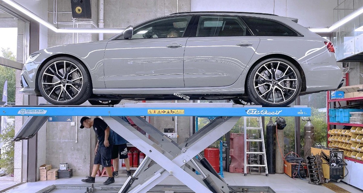 ชุดเบรก Audi Carbon Ceramic Brake Kit For RS3-7, RSQ3/5/8 — ภาพสินค้า 3